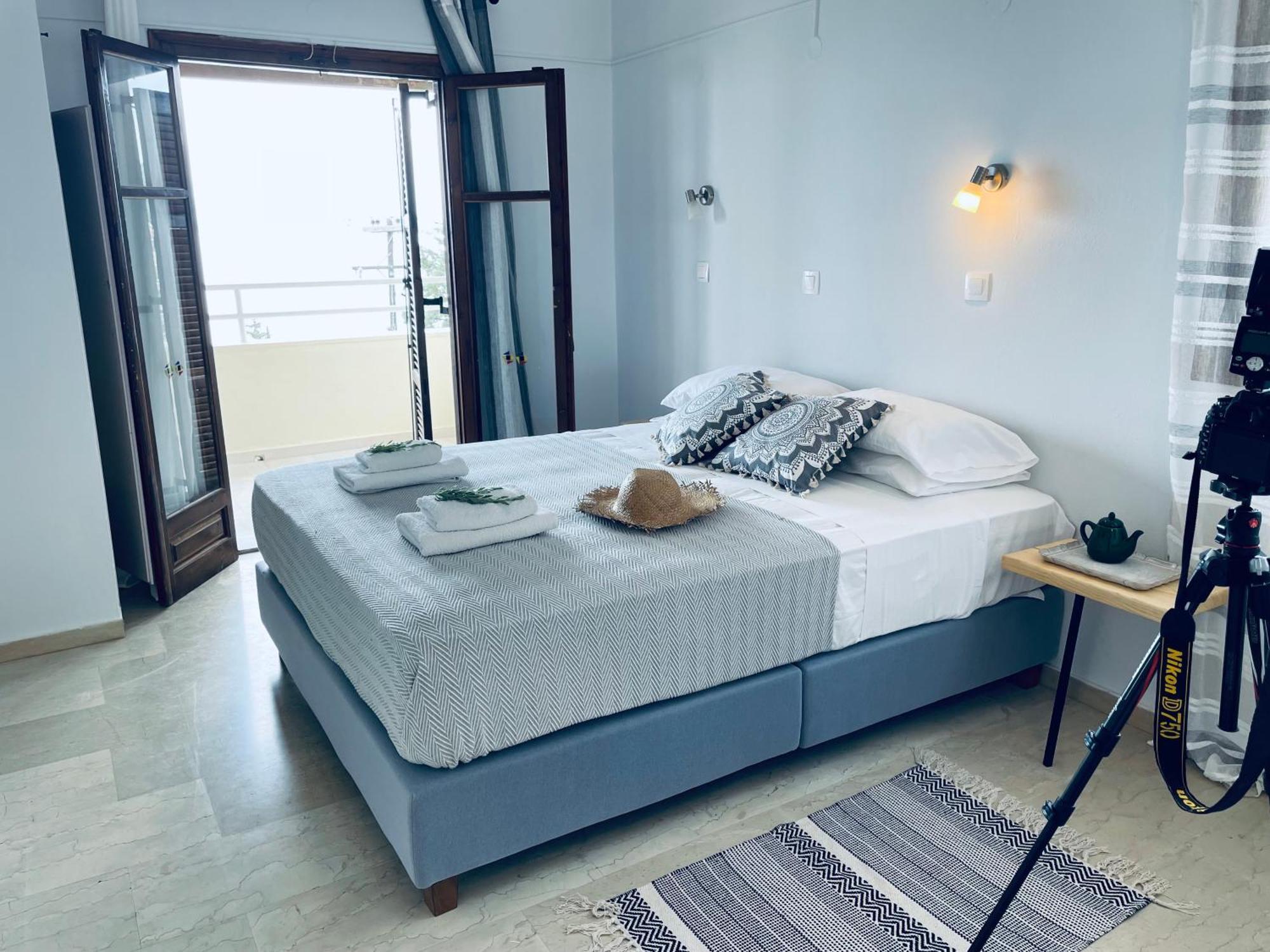 Hotel Odeon B&B Barbáti Kültér fotó