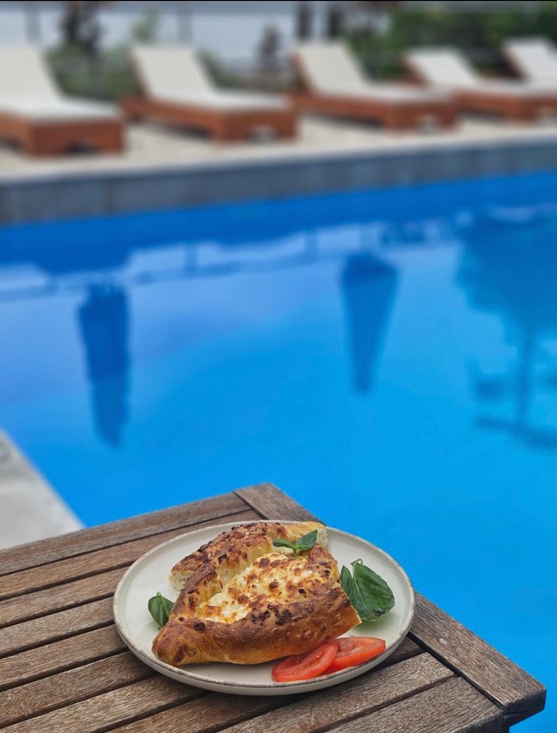 Hotel Odeon B&B Barbáti Kültér fotó