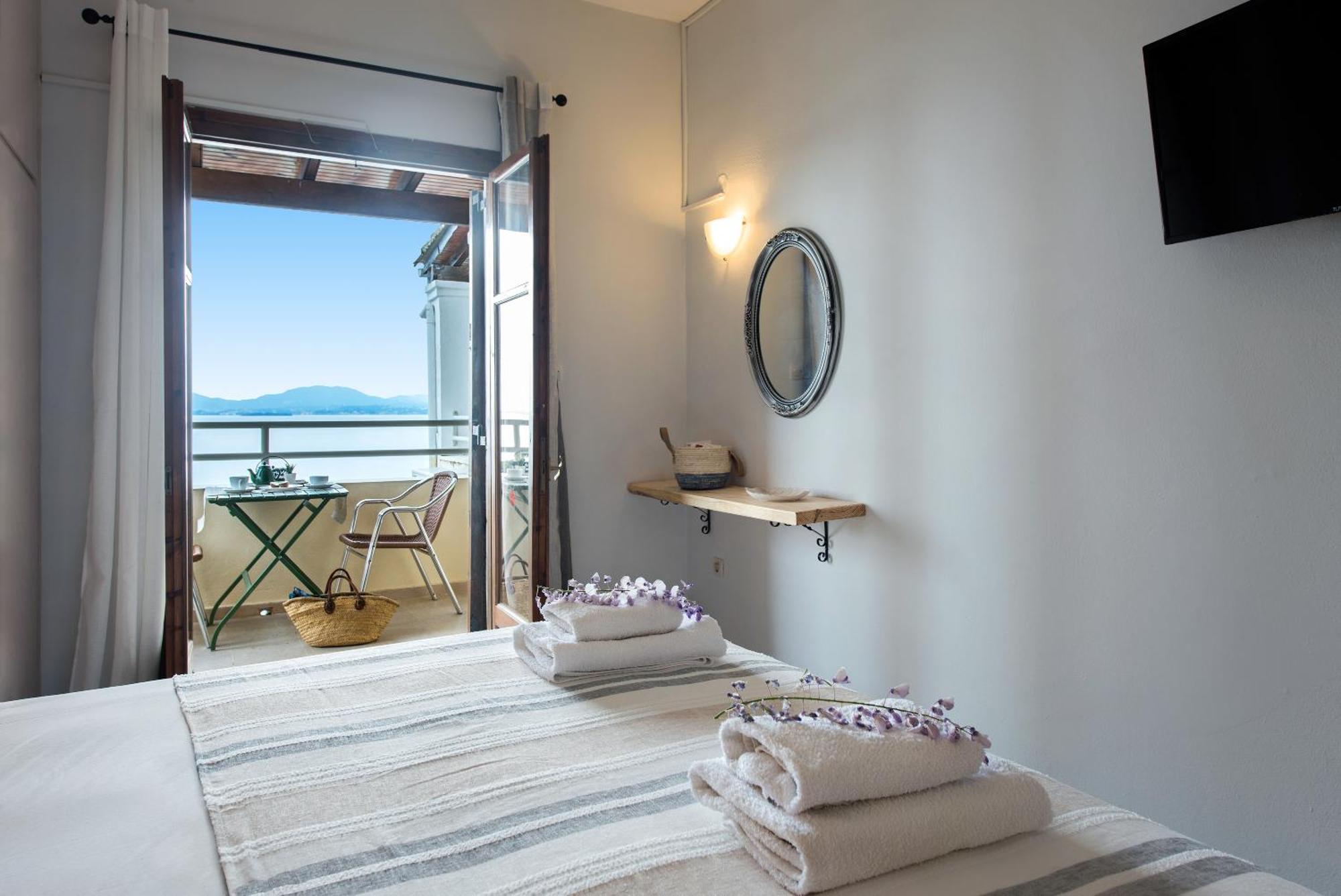 Hotel Odeon B&B Barbáti Kültér fotó