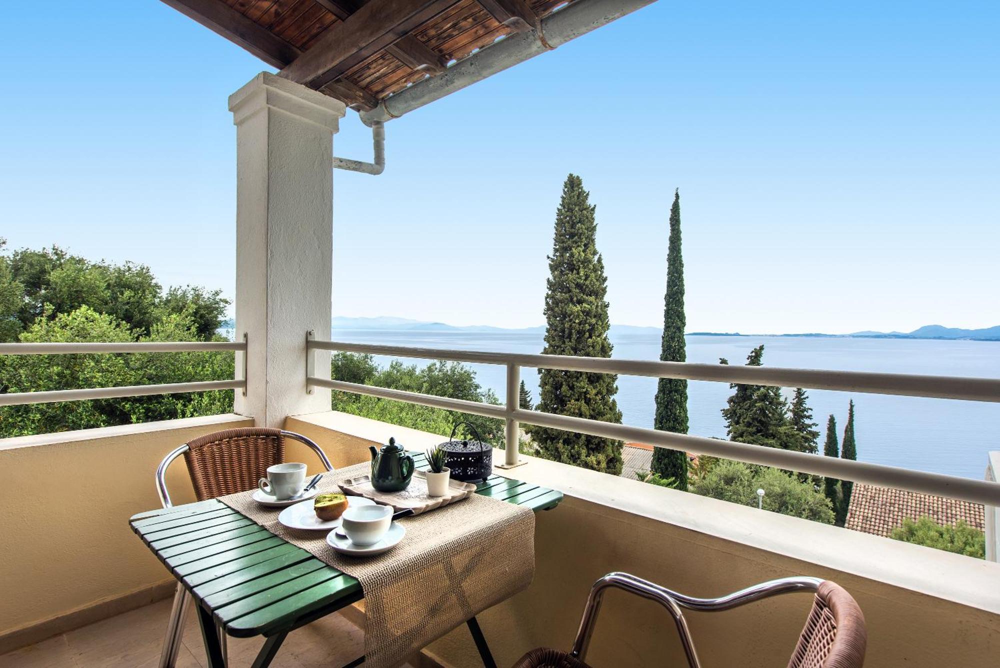 Hotel Odeon B&B Barbáti Kültér fotó