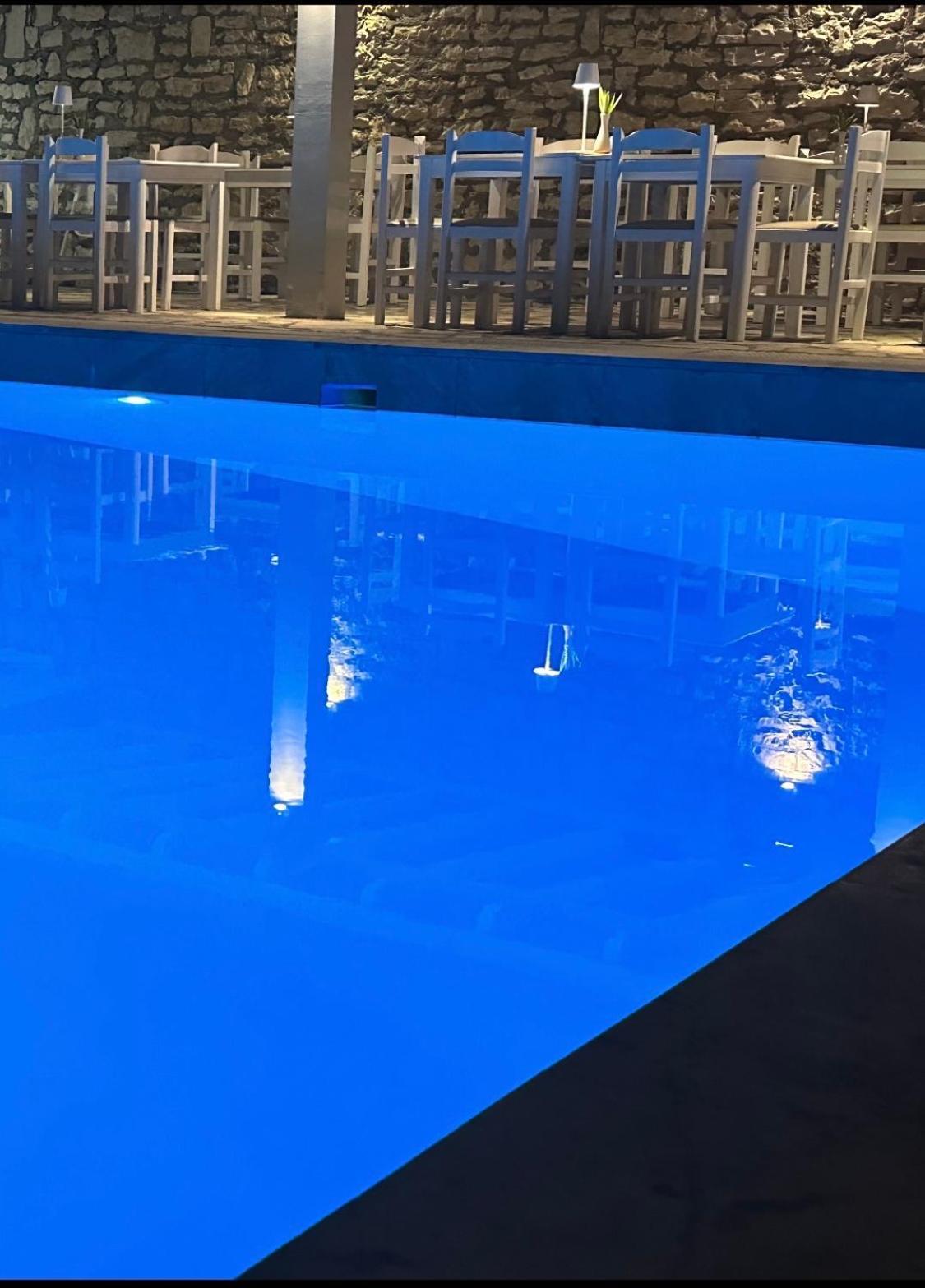 Hotel Odeon B&B Barbáti Kültér fotó